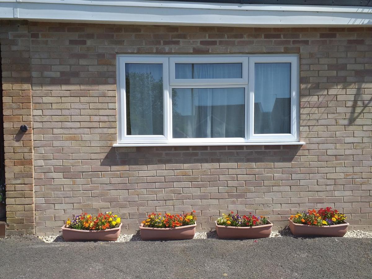 Cheltenham Studio Apartment Екстериор снимка